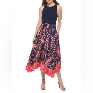 Floral fit & flare maxi dress